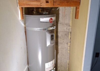 Water heater installation by Royal Flush Plumbing in Pierce County, WA, photo 8