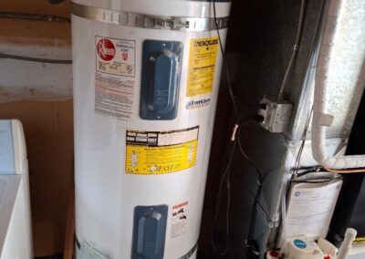 Water heater installation by Royal Flush Plumbing in Pierce County, WA, photo 11